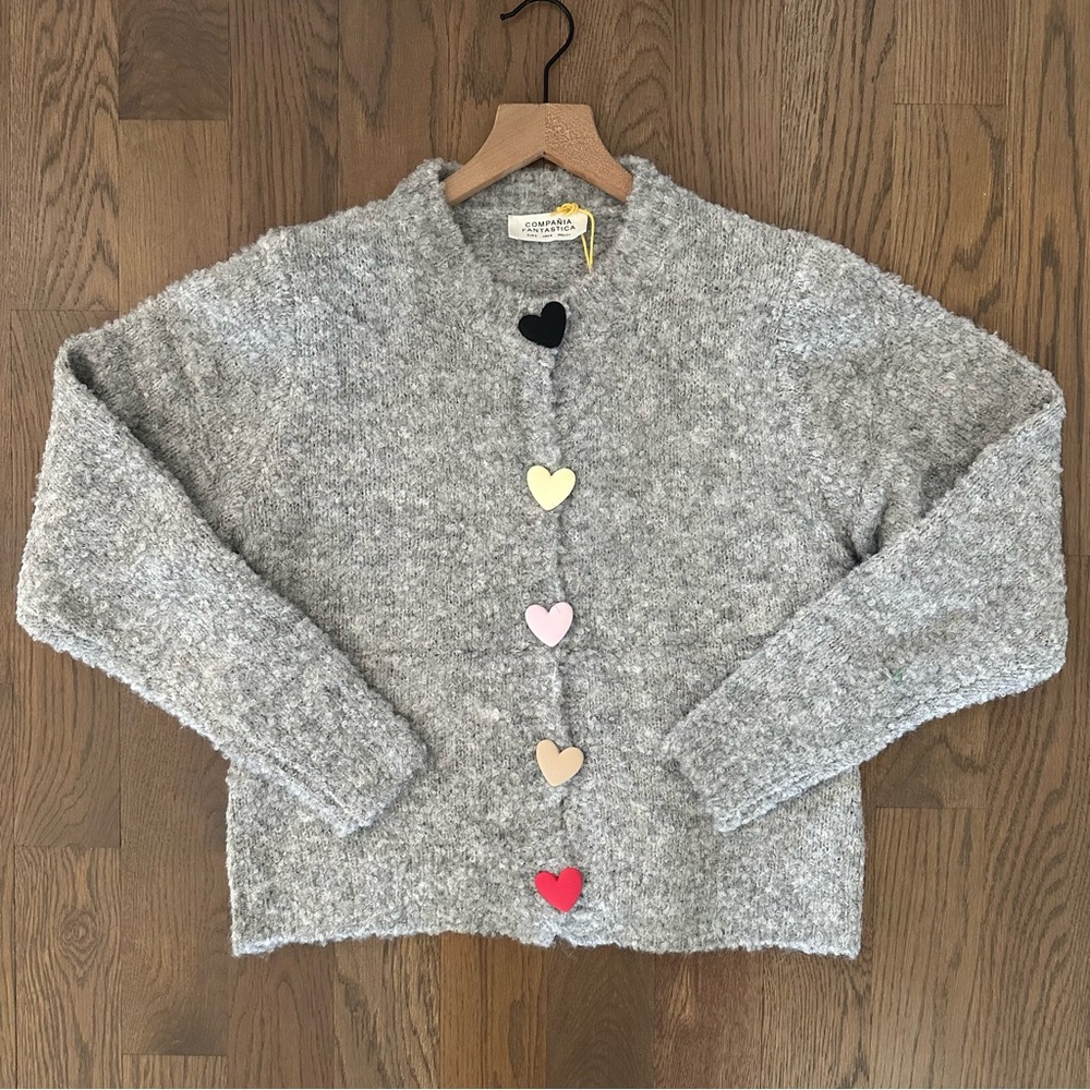NWT Compañía Fantástica Ban.do Heart Button Boucle Cardigan in Grey Size Small - Picture 2 of 7